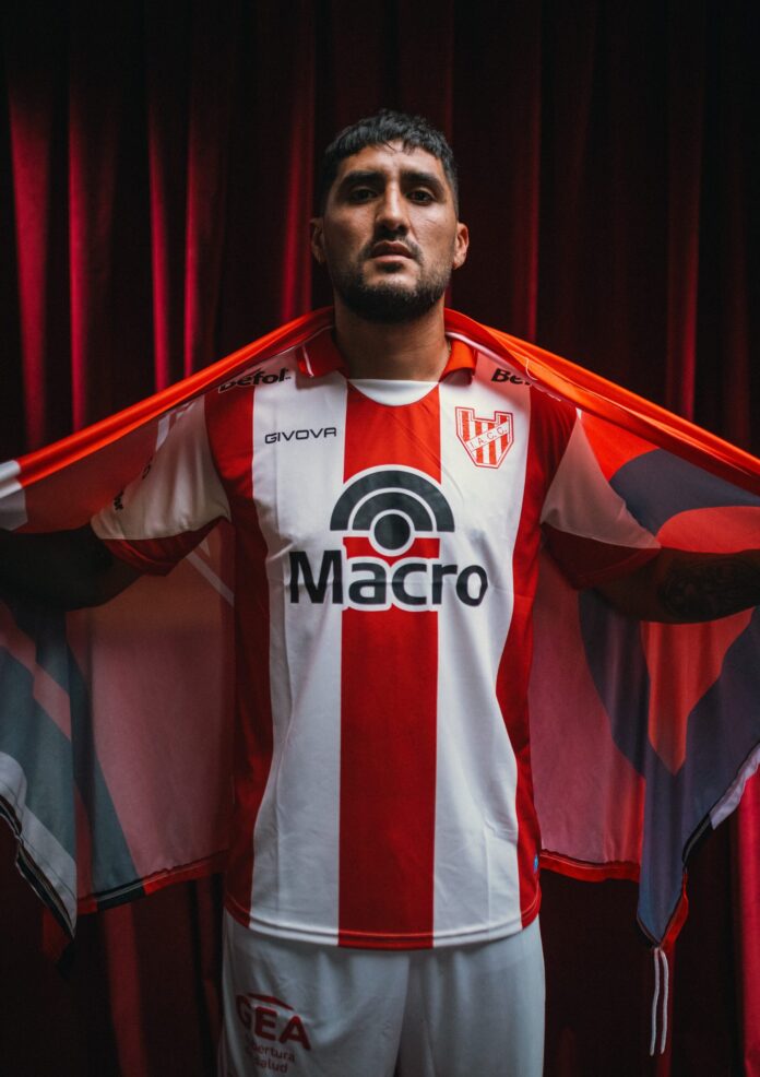 Jonathan Galván se suma al albirrojo